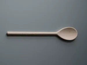 Łyżka z drewna bukowego.